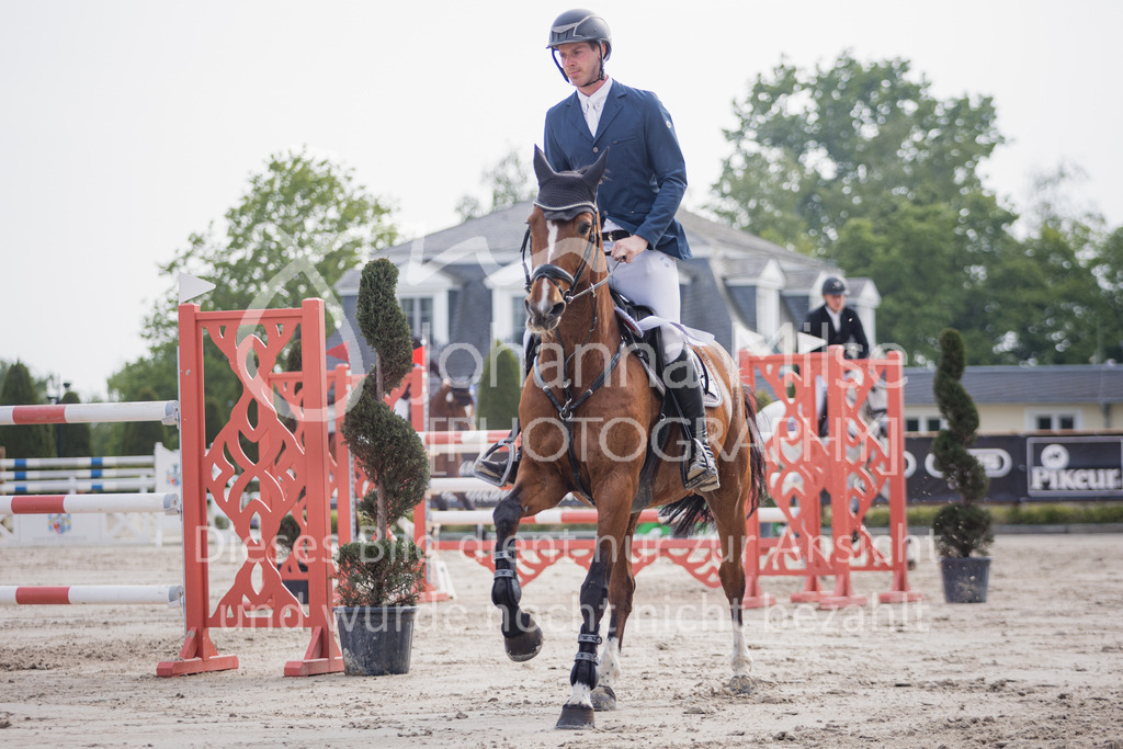 230521_MayDays_M__-Spr-857 | 3. Etappe der Waldbach Amateur Tour, M**-Springen mit steigenden Anforderungen, Herford-Laar, May Days, 21.05.2023