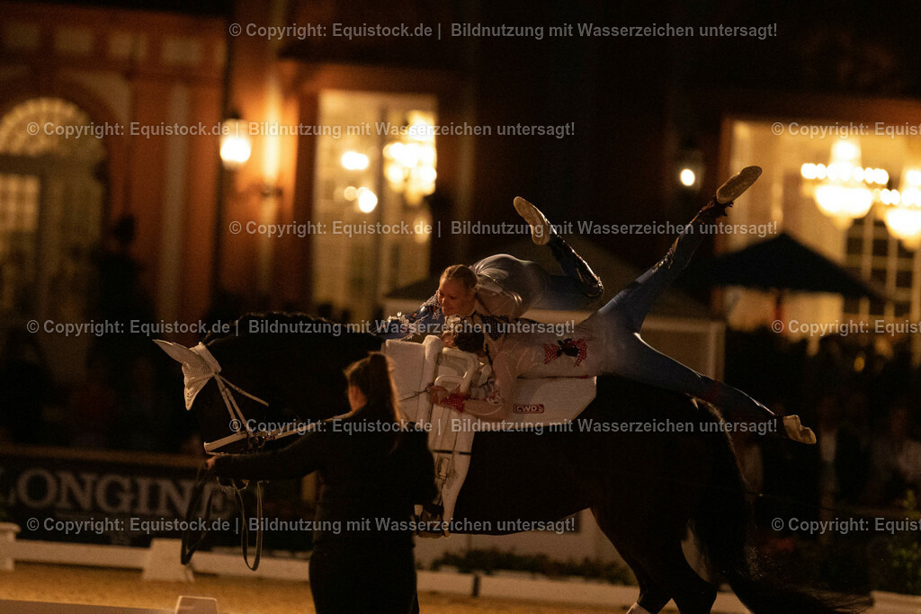 20230527_Voltigieren_NASPA_Flutlicht_0928 | equistock