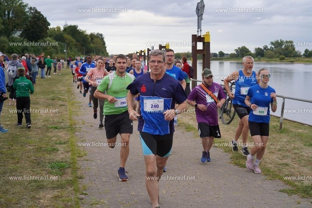DSC05247 | Lichterlauf  - Realisiert mit Pictrs.com