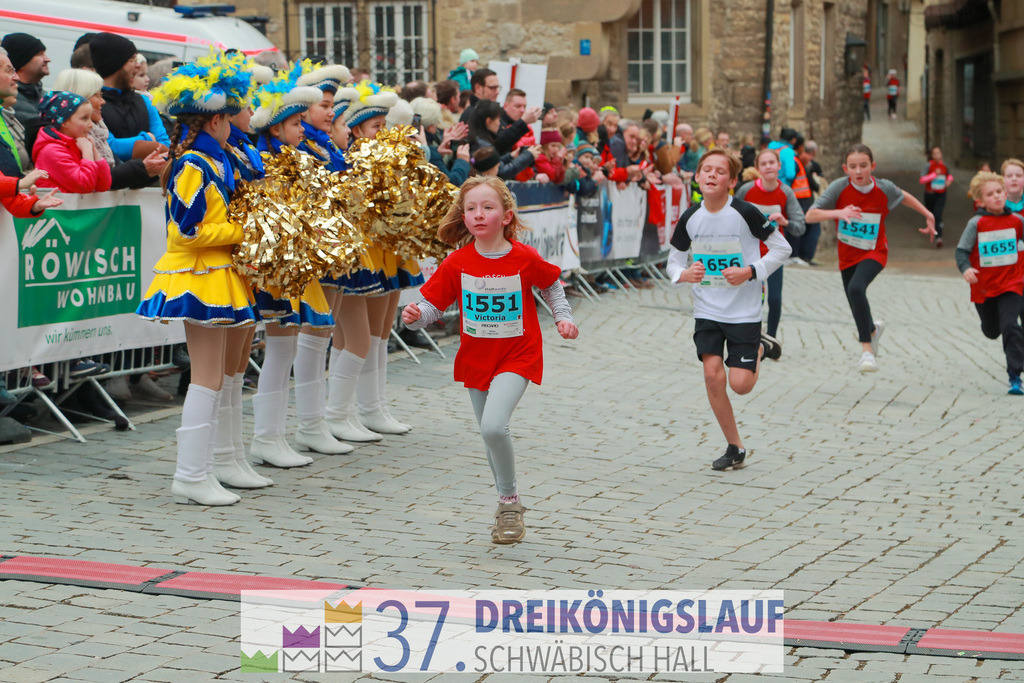 Stadtwerke Jugendlauf 1700m | 3 Koenigslauf 2023 - Realisiert mit Pictrs.com