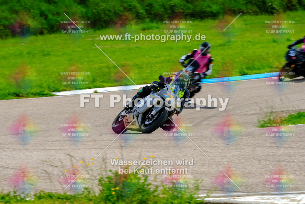 MotoTeam-9962 | Hier findet Ihr Bilder von Touristenfahrten auf der Nürburgring Nordschleife oder von anderen Veranstaltungen die ich besucht habe. Viel Spass beim Durch Schauen 