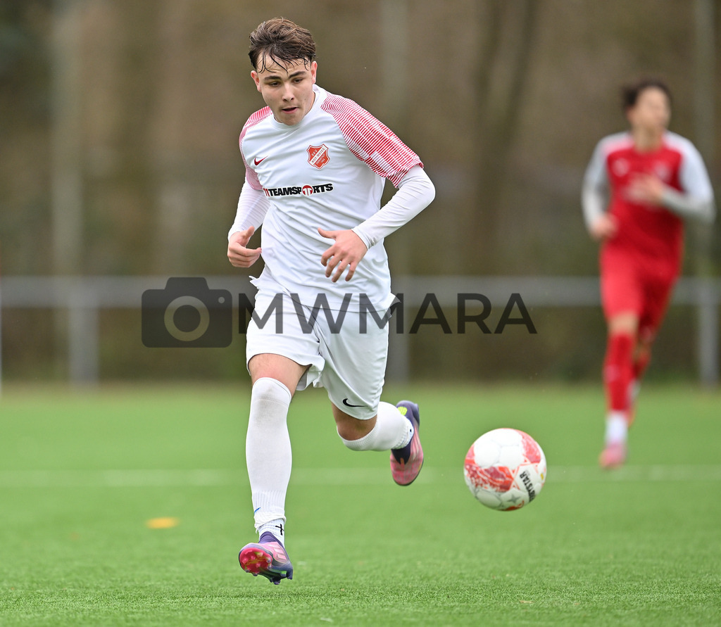 Fussball I Herren I Saison 2025-2026 I Bundesliga I 6. Spieltag I Eintracht Frankfurt - FC Bayern München  | MWMARA - Realisiert mit Pictrs.com