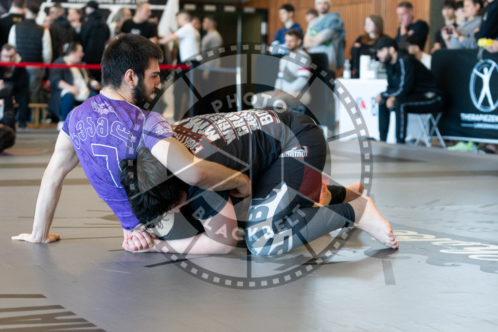 20250329PBB2950 | Fighters compete during the International Luta Livre (ILLCS) Germany IX Spring 2025 Competition spring on March 29, 2025 in Hannover, Germany.© Chiara Dazi