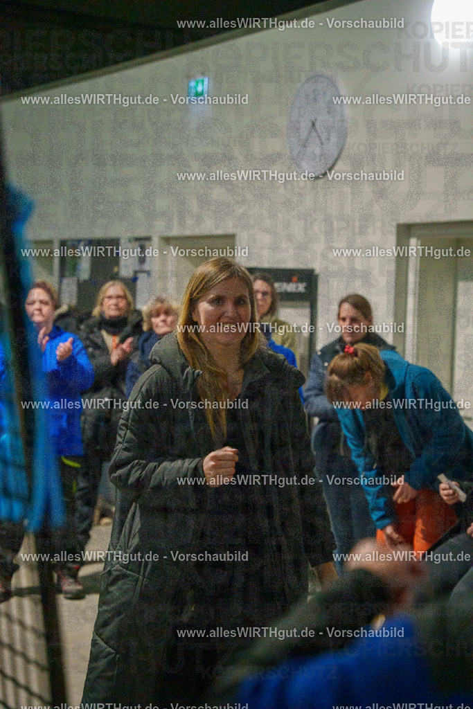 7R504728 | Professionelle Tierfotografie in Mönchengladbach von Daniel Wirth (allesWIRTHgut). Liebevolle & natürliche Bilder von Hunden & Katzen für unvergessliche Erinnerungen.