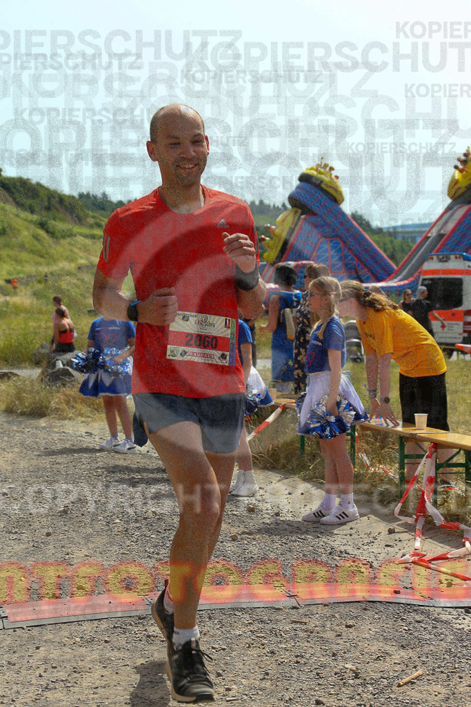 220618_1119_EX1_9282 | Sportfotografie im Rhein-Sieg Kreis, Köln, Bonn, NRW, Rheinland Pfalz, Hessen, etc. Unser Tätigkeitsfeld umfasst den Laufsport vom Volkslauf über den Marathon, Duathlon, Triathon bis zum Ultralauf wie Kölnpfad Ultra oder Schindertrail.