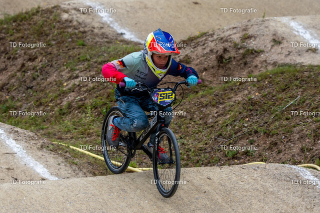 BayBMX2026-05754 | Fotogalerie von Thomas Dettweiler mit Eventbildern und lizenzfreien Fotos. Perfekt als Wandbild, für Büro, Website oder private Nutzung. - Realisiert mit Pictrs.com