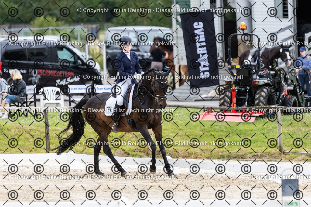 CL5A8012 | Emilia Reinking Fotografie - Realisiert mit Pictrs.com