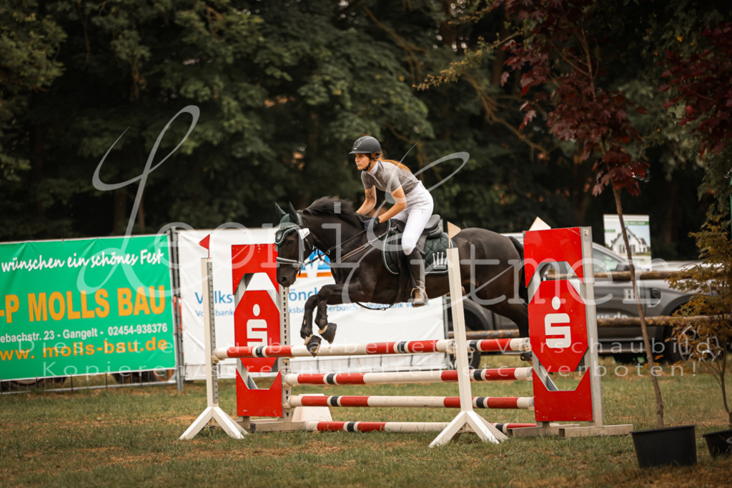 17.SaStA00185 | Leoni Ertmer Photography - Realisiert mit Pictrs.com