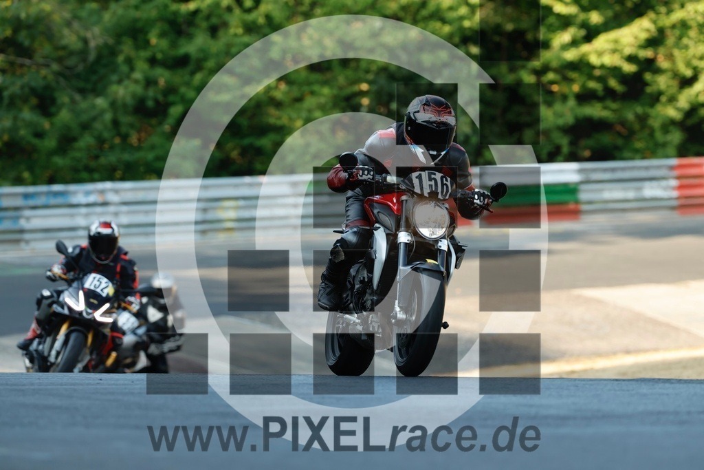 0156-20260803_00909 | Schöne Erinnerungen an spannende Momente - das festzuhalten ist unser Job. PIXELrace.de ist seit 2003 auf den Rennstrecken Europas unterwegs um die Action draußen beim Fahren und die wunderbare Stimmung imm Fahrerlager für euch einzufangen.
