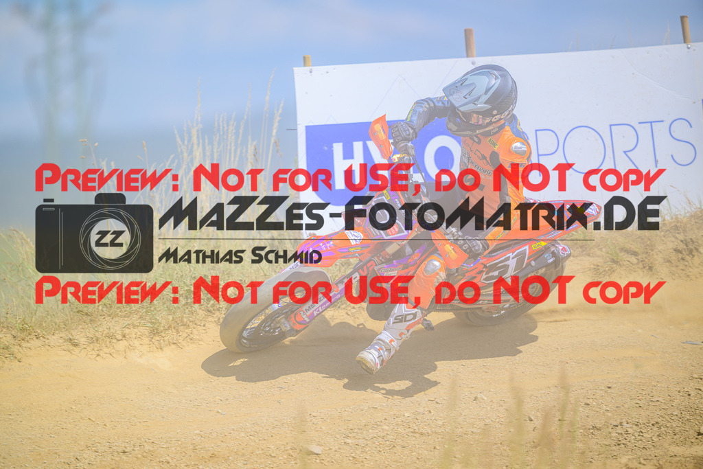 MaZZes_Fotomatrix_20250704_6007705_8767 | ROT
