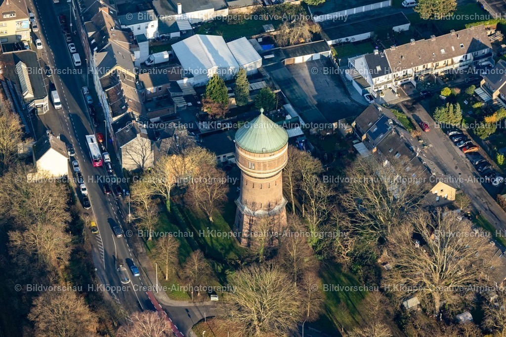 Luftbilder Mönchengladbach-7740 | Luftbildfotografie Bauwerk des Industriedenkmales Wasserturm " Wasserturm in Geistenbeck " an der Gotzweg, Wickrather Straße in Mönchengladbach im Bundesland Nordrhein-Westfalen, Deutschland - Realisiert mit Pictrs.com