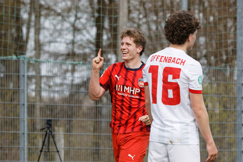 FCHOFK_260418_6-100 | 1.FC Heidenheim 1846 vs. Offenbacher Kickers, Fußball, U17, B-Junioren, NWL, U17-DFB-Nachwusliga, 2025/2026, 10. Spieltag, 18.04.2026 in Heidenheim, Walter-Birkhold-Jugendstadion (Foto: Michael Bulling) - Realisiert mit Pictrs.com