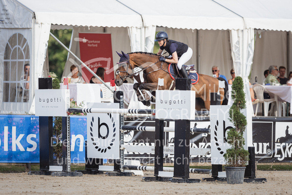 230624_PfSpTa_GroßerPreis-228 | Deine schönsten Turniermomente als professionelle Fotos! Entdecke hochwertige Pferdesport-Fotografie im Online-Shop. Jetzt Fotos finden & bestellen!