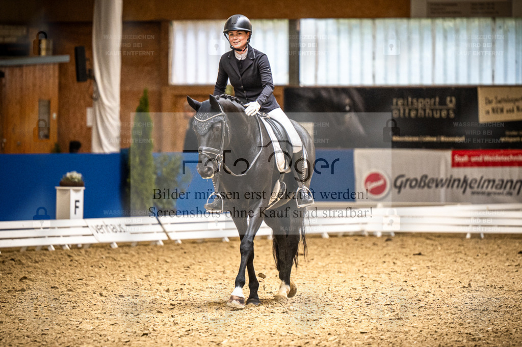 DOS_2250 | Entdecke hochwertige Reitturnierfotos von Foto Oger. Professionell, emotional und authentisch – jetzt Lieblingsmomente im Shop bestellen. - Realisiert mit Pictrs.com