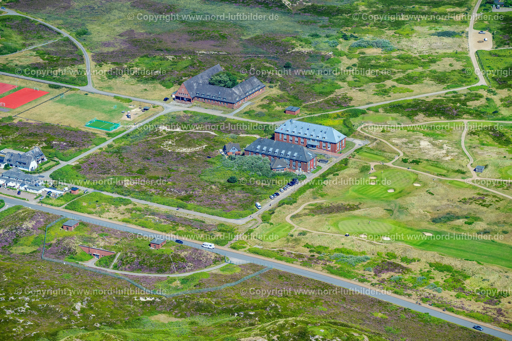 Sylt_Hörnum_Jugendgästehaus_Pidderlüng_und_DJH_Jugendherberge_Hörnum_ELS_5978130825 | HöRNUM (SYLT) 13.08.2025 Gebäude der Jugendherberge " Pidder-Lüng " in Hörnum (Sylt) auf der Insel Sylt im Bundesland Schleswig-Holstein, Deutschland. Weiterführende Informationen bei: Jugendherberge Hörnum. // Building the hostel " Pidder-Lueng " in Hoernum (Sylt) at the island Sylt in the state Schleswig-Holstein, Germany. Further information at: Jugendherberge Hoernum. Foto: Martin Elsen