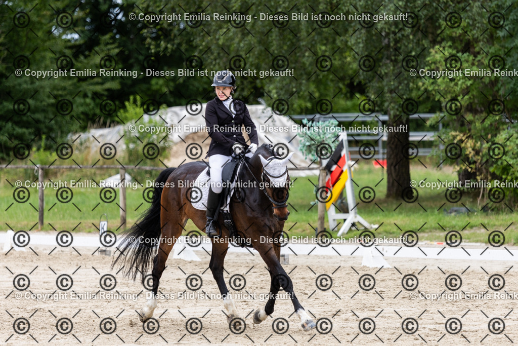 CL5A8293 | Emilia Reinking Fotografie - Realisiert mit Pictrs.com