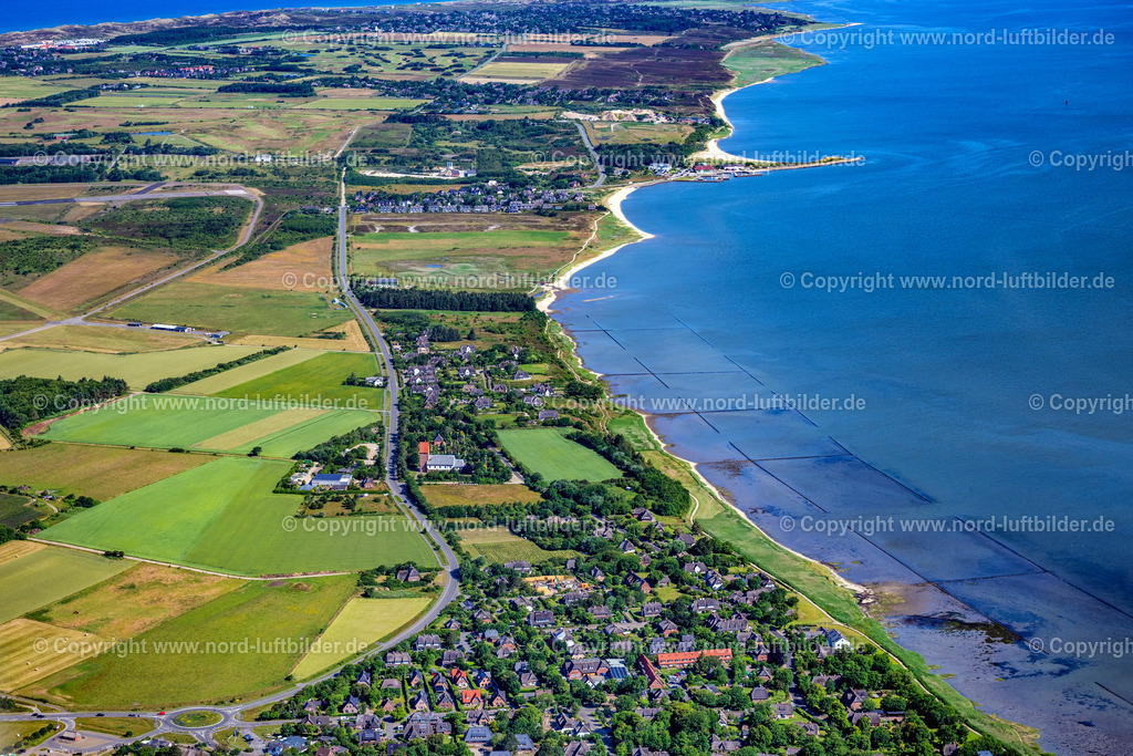 Sylt_Keitum_Munkmasch_bis_Braderup_ELS_3461210625 | KEITUM 21.06.2025 Ortsansicht an der Meeres-Küste im Ortsteil Klentertal in Keitum auf der Insel Sylt im Bundesland Schleswig-Holstein, Deutschland. // Town view on the sea coast in the district Klentertal in Keitum on the island Sylt in the state Schleswig-Holstein, Germany. Foto: Martin Elsen