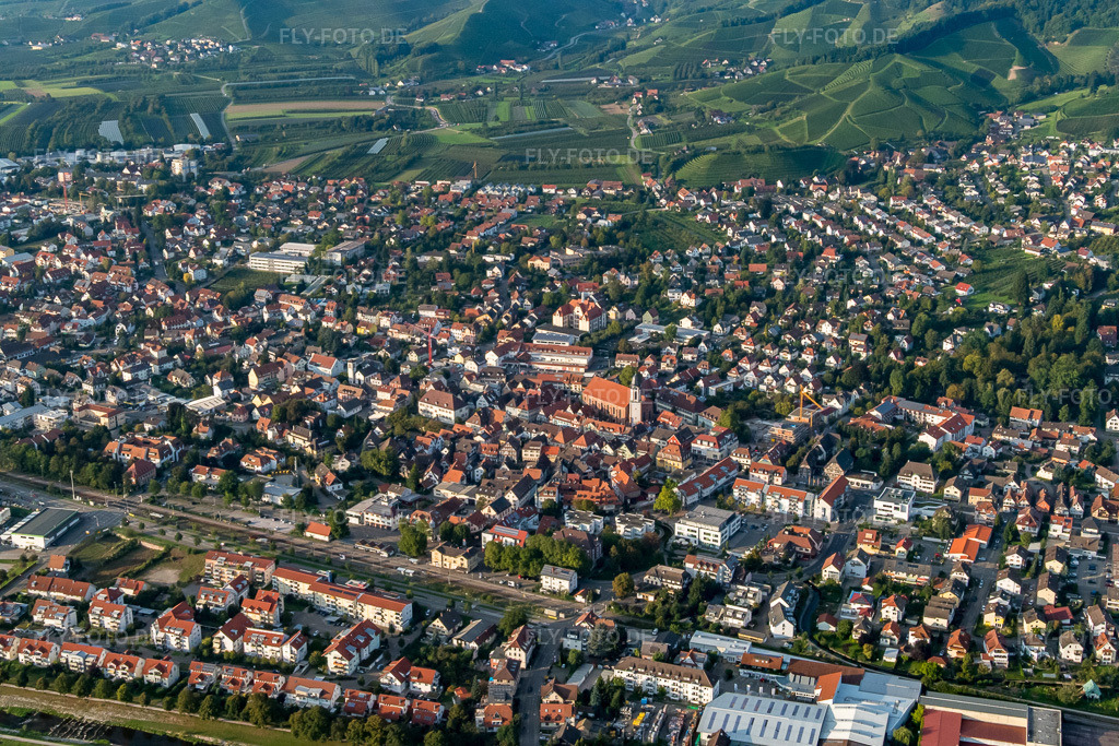 Luftbild: Ortsansicht der Straßen und Häuser der Wohngebiete im Ortsteil Gaisbach in Oberkirch im Bundesland Baden-Württemberg in Deutschland. Foto: P1010169.jpg vom 15.09.2014 durch Werner Riehm/FLY-FOTO.de