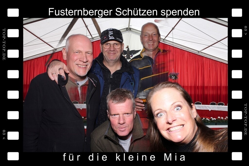 top-top.de 240928-065 | Foto, Video, Fotografie, Videografie, Fotobox, DJ, Discjockey, Musik, Musikbox, Veranstaltung, Photobooth, Amazon, Ebay, Buchtipp, Bestseller, Autor, Verlag, Buch, Wesel, Hamminkeln, NRW, Dinslaken, Rees, Drohne, Hochzeit, Party, Fotobox, Wesel, Fotograf