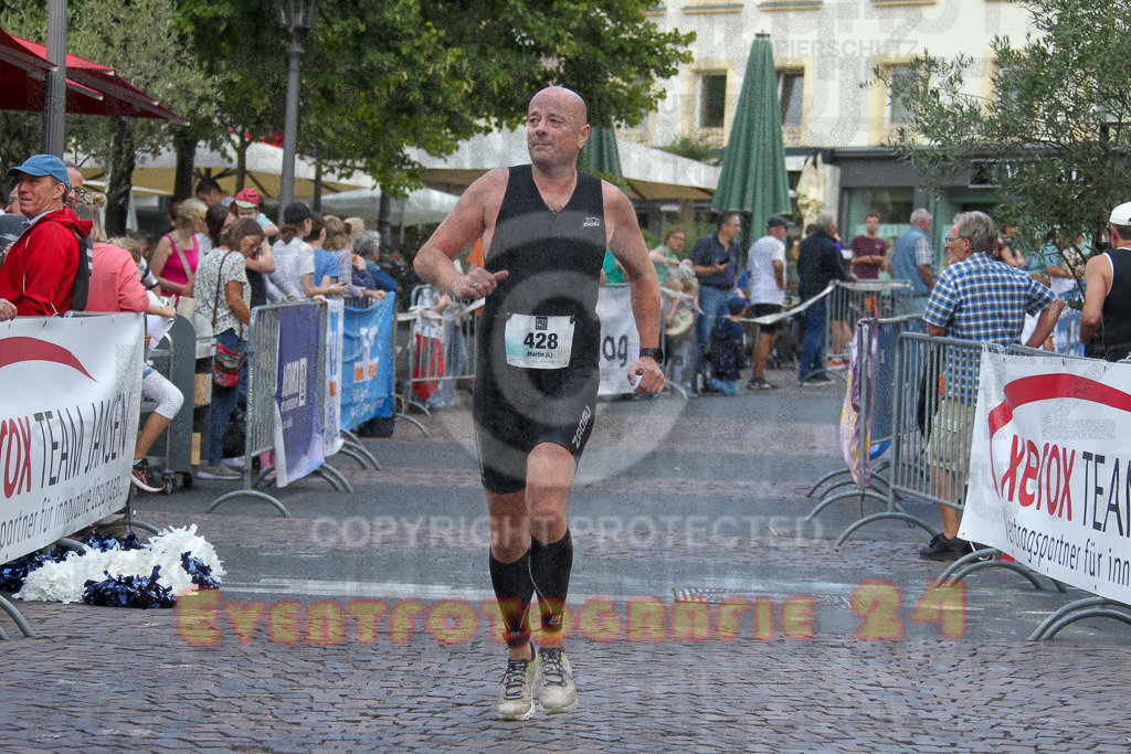 250824_1405_EV4_1228 | Sportfotografie im Rhein-Sieg Kreis, Köln, Bonn, NRW, Rheinland Pfalz, Hessen, etc. Unser Tätigkeitsfeld umfasst den Laufsport vom Volkslauf über den Marathon, Duathlon, Triathon bis zum Ultralauf wie Kölnpfad Ultra oder Schindertrail.