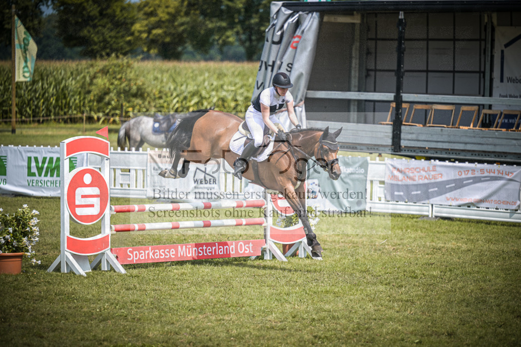 DOS_5961 | Entdecke hochwertige Reitturnierfotos von Foto Oger. Professionell, emotional und authentisch – jetzt Lieblingsmomente im Shop bestellen.Deutschlandweite Turnierfotografie. - Realisiert mit Pictrs.com