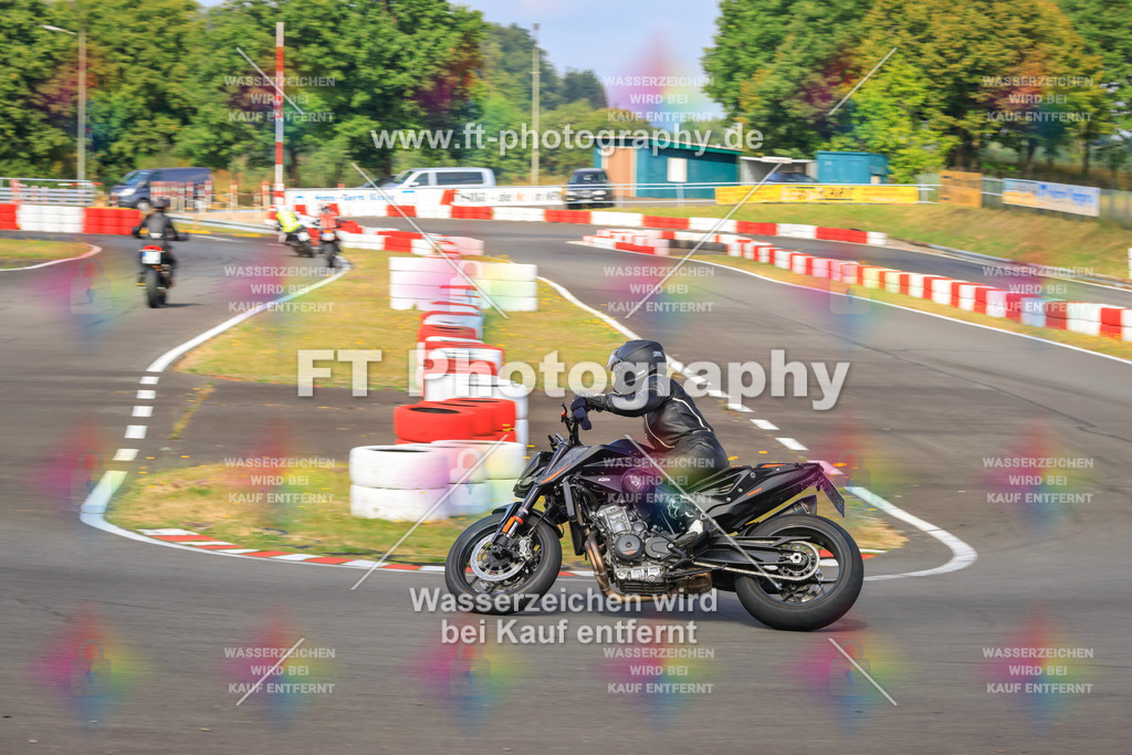 _DSK2346 | Hier findet Ihr Bilder von Touristenfahrten auf der Nürburgring Nordschleife oder von anderen Veranstaltungen die ich besucht habe. Viel Spass beim Durch Schauen 