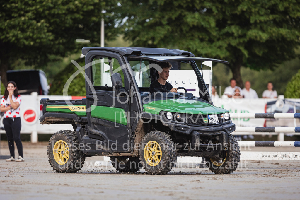 250531_MayDays_JNR-214 | Deine schönsten Turniermomente als professionelle Fotos! Entdecke hochwertige Pferdesport-Fotografie im Online-Shop. Jetzt Fotos finden & bestellen!
