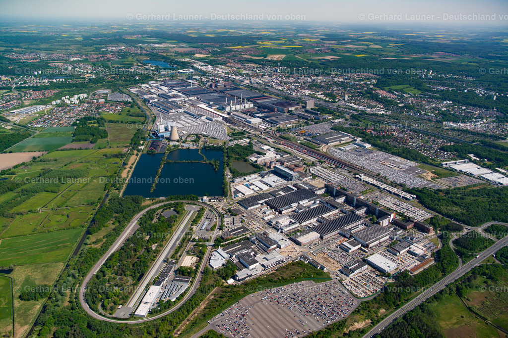 3802793 | Blick über das Volkswagenwerk Wolfsburg