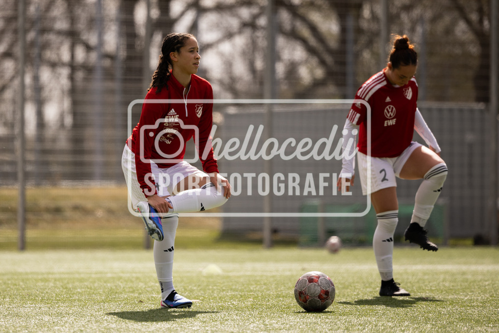 Fußball I Frauen I Saison 2025-2026 I Regionalliga Nord I 16. Spieltag I Hannover 96 - SpVg Aurich-12 | realhellocedii - Realisiert mit Pictrs.com