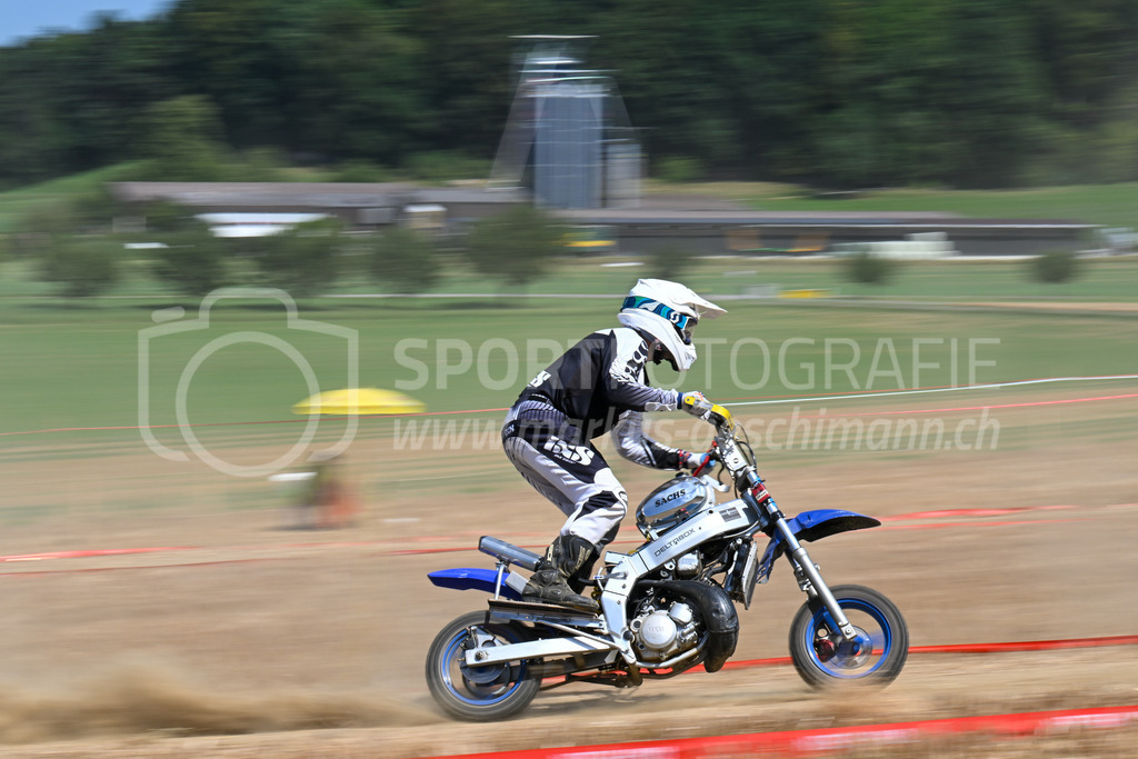 Motortrotti-Rennen Buch am Irchel - 19. August 2023 | Motortrotti-Rennen Buch am Irchel
Buch am Irchel, Kt. Zürich
Bild: Sportfotografie Markus Aeschimann | www.markus-aeschimann.ch - Realisiert mit Pictrs.com