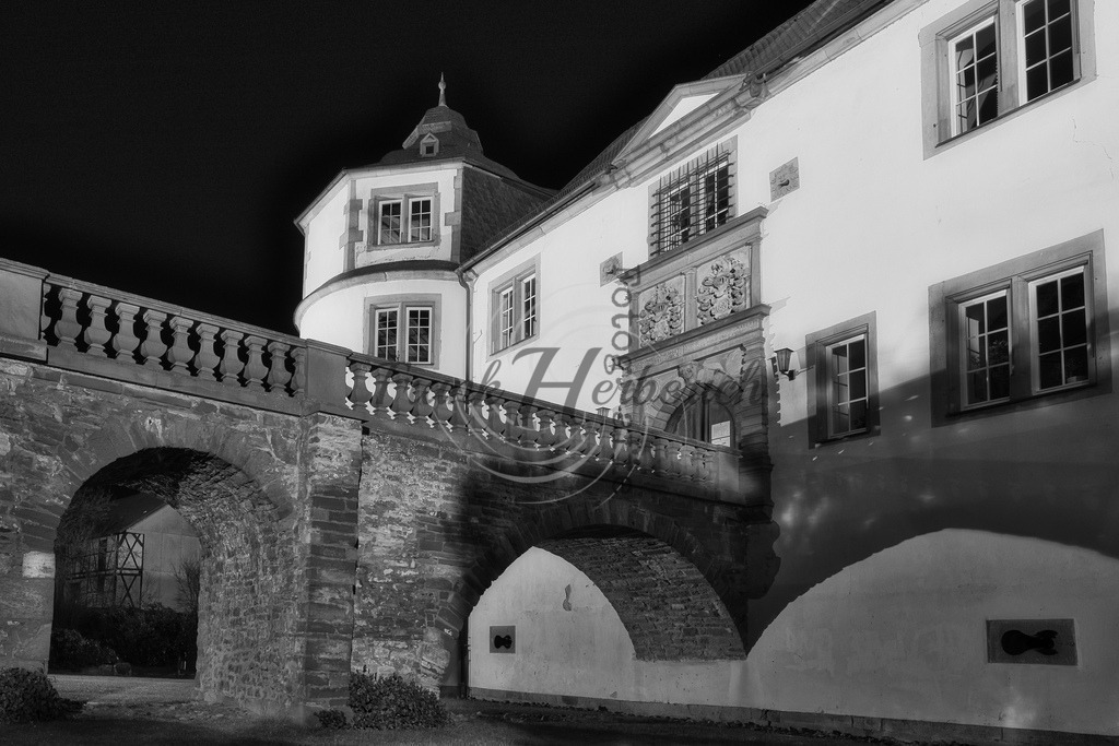 Rathaus Hardheim  | Hardheim, Rathaus, Schloss,Obere Burg - Realisiert mit Pictrs.com