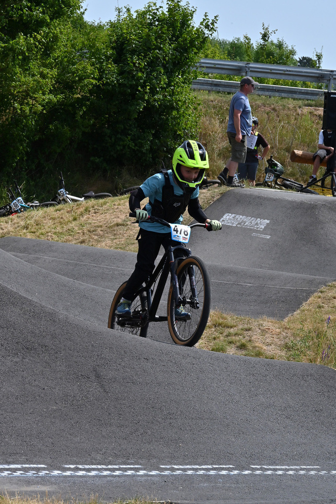 DSC_6488-cam-florian | German Pumptrack Series - Realisiert mit Pictrs.com