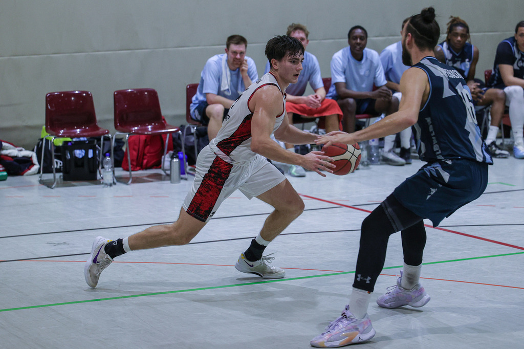 1.Regio BAYER GIANTS vs LippeBaskets Werne-120 | Fotos von Basketballspielen aus dem Raum NRW fotografiert von Gero Mueller-Laschet und Daniel Schaefer - Realisiert mit Pictrs.com