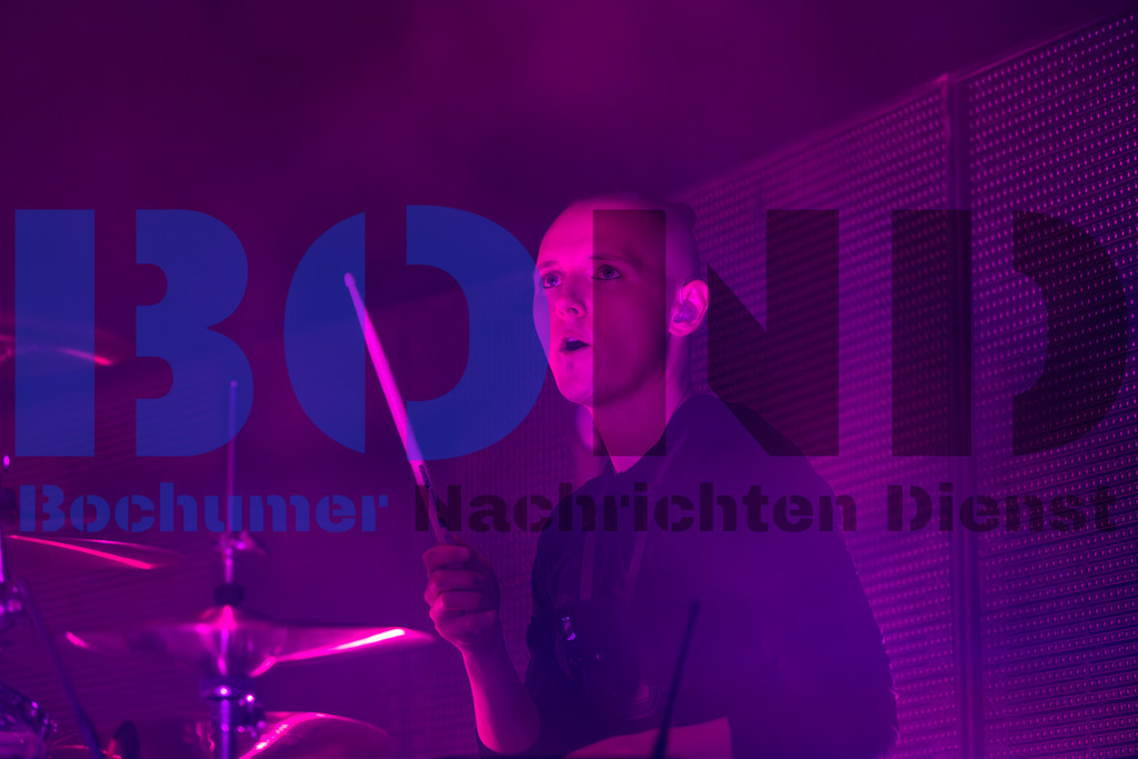 SES_ENIKOL20250501-28 | bond - Realisiert mit Pictrs.com