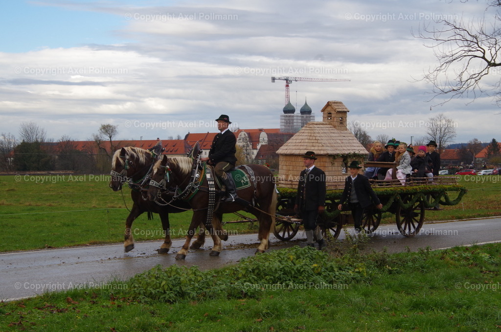 IMGP0221 | fotografiert von Axel PollmannLeonhardi Wallfahrt Benediktbeuern und Murnau, Fronleichnam, Fasching, Landschaft im Loisachtal und Benediktbeuern  - Realisiert mit Pictrs.com