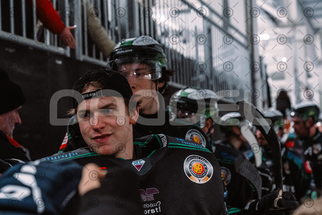 Alligators_vs_Deggendorf_30_11_2025-103 | Höchstadt Alligators Fotogalerie: Eishockey-Action aus Franken. Professionelle Spielfotos, Portraits & Stadionbilder zum Download. Jetzt entdecken! - Realisiert mit Pictrs.com