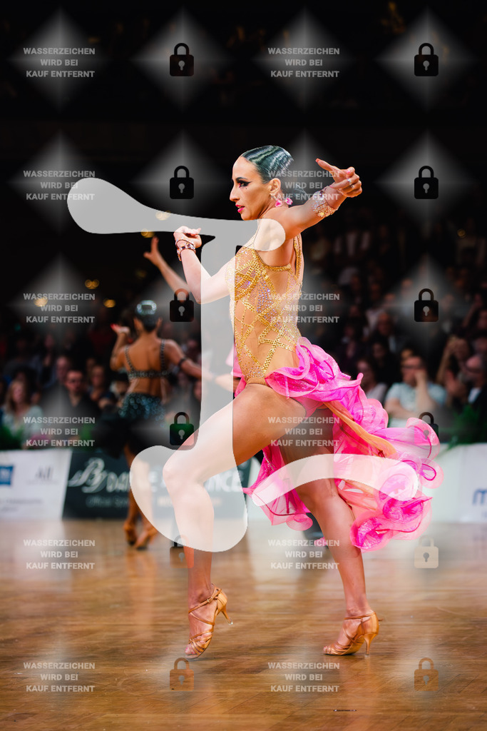 GOC 2025 - WDSF GrandSlam Latin 47-49th (69) Robin Goldmann _ Stefani Ruseva (Bulgaria)-2025-08-23-2476 | Webshop for digital downloads and prints of dance sport, event & show photographer Julian Link - Realisiert mit Pictrs.com