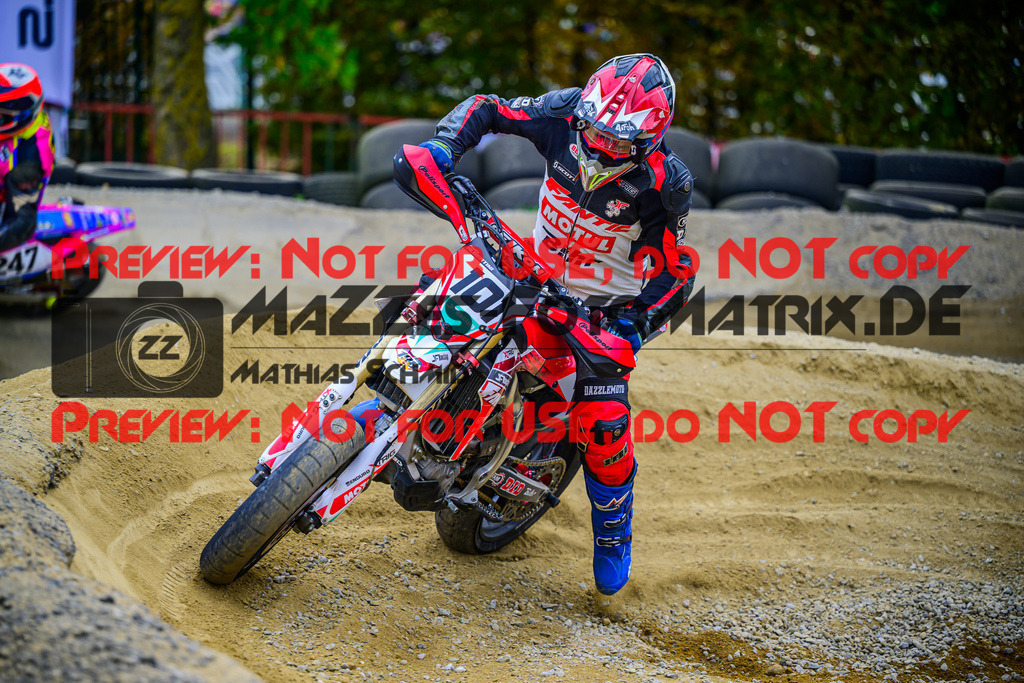 MaZZes_Fotomatrix_20251011_6021986_8664 | SENIOR