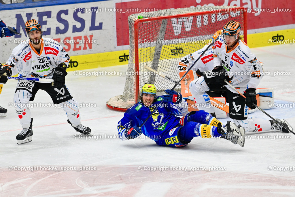 EC IDM Wärmepumpen VSV vs. Black Wings Linz 20.11.2022 | #28 Schumnig Martin, #32 Tirronen Rasmus, #13 Collins Chris, #5 Wolf Raphael