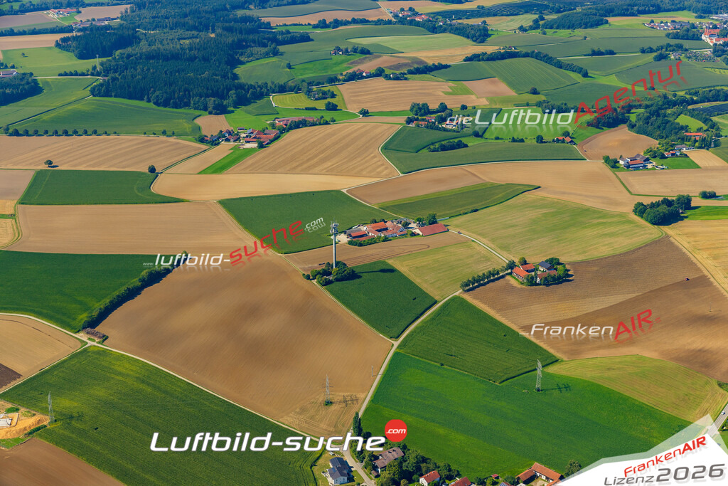 Schrägluftbild  Wimpassing  Vilsbiburg - Das Luftbild wurde 2025 vom UL-Flugzeug heraus erstellt ( keine Drohne ) - Hochauflösende Luftaufnahme -Nicht vergleichbar mit Google Maps oder Satelittenbilder- Die Geschenkidee !Mit Lizenz und Bildrechte bestellbar