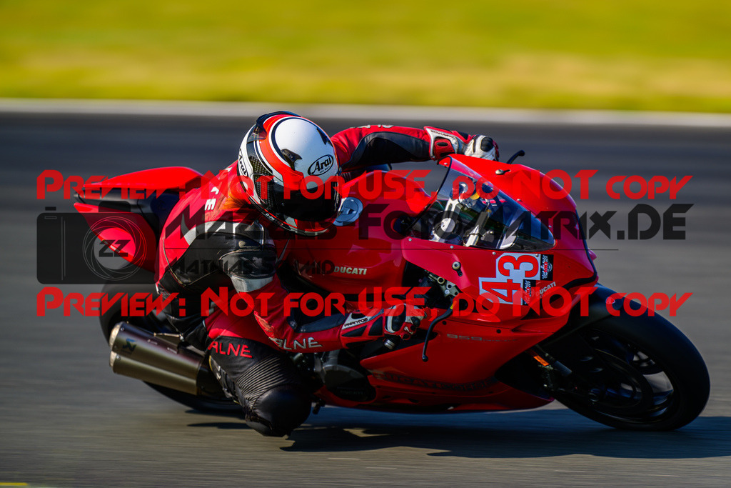 MaZZes_FotoMatrix_240725_6007705_6732 | ROT