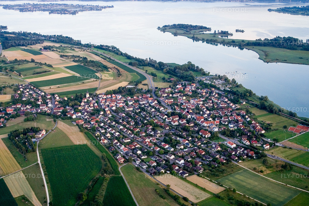 Luftbild: See- Uferbereichen des Untersee/Bodensee in Allensbach im Bundesland Baden-Württemberg in Deutschland. Foto: IMG_11445.jpg vom 04.07.2008 durch Werner Riehm/FLY-FOTO.de