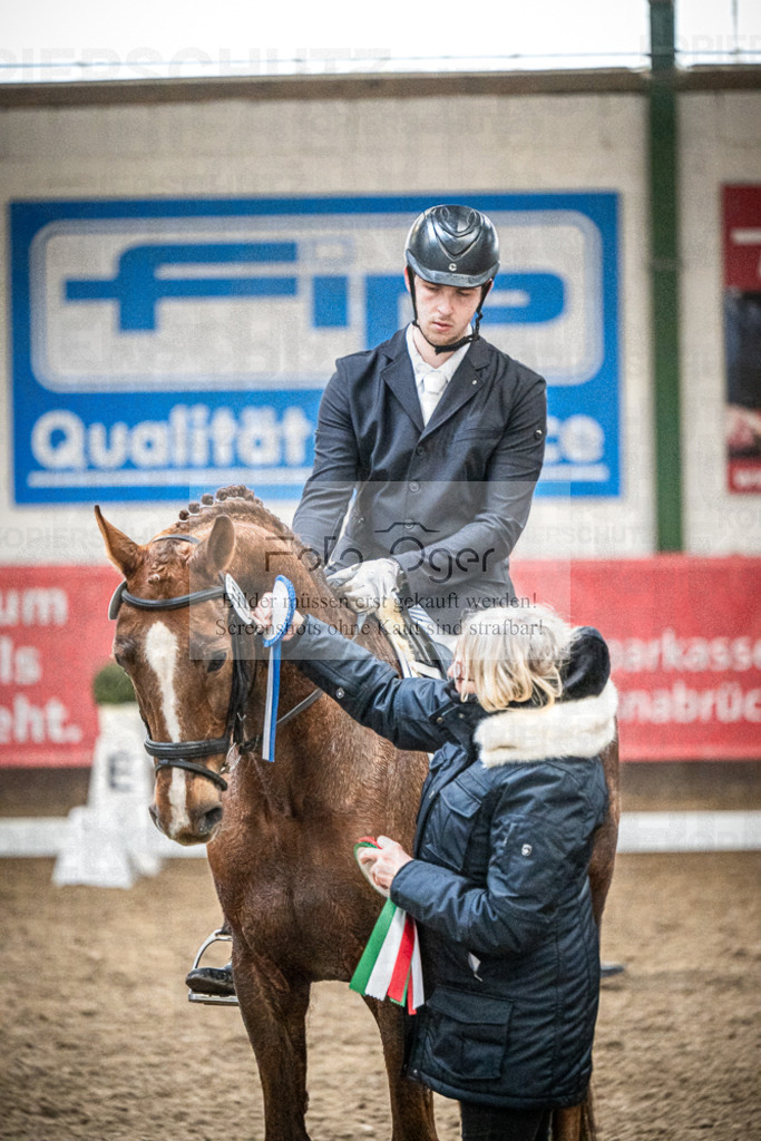 DOS_0029 | Entdecke hochwertige Reitturnierfotos von Foto Oger. Professionell, emotional und authentisch – jetzt Lieblingsmomente im Shop bestellen.Deutschlandweite Turnierfotografie. - Realisiert mit Pictrs.com