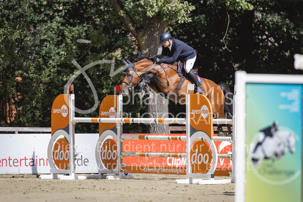 230826_Delbrueck_Youngster-M-559 | Deine schönsten Turniermomente als professionelle Fotos! Entdecke hochwertige Pferdesport-Fotografie im Online-Shop. Jetzt Fotos finden & bestellen!