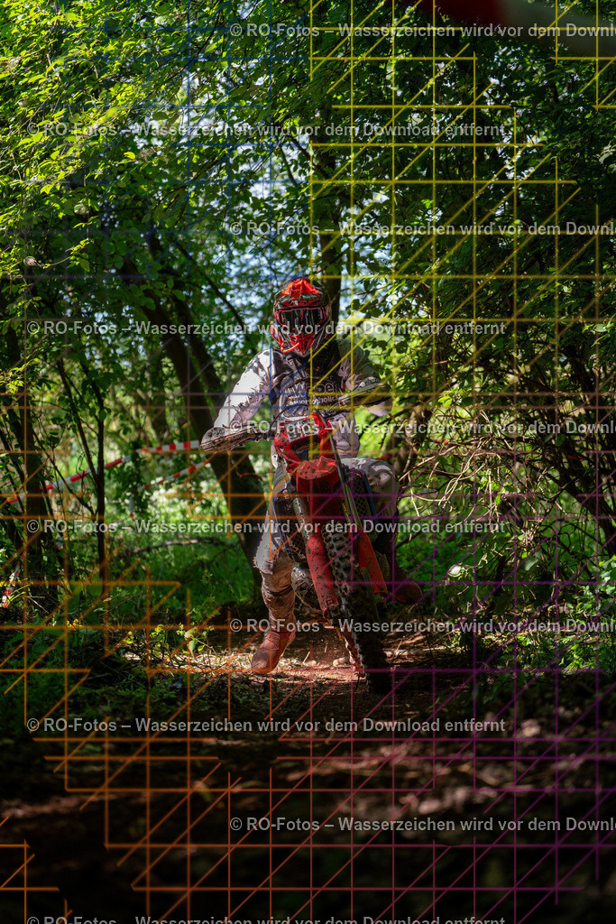 Wolfshausen 2 Lauf -1606 | Sportfotografie von RO-Fotos: Motorsport, Motocross, Enduro, Laufveranstaltungen und Triathlon. Professionelle Fotos von Sportlern und Events. - Realisiert mit Pictrs.com