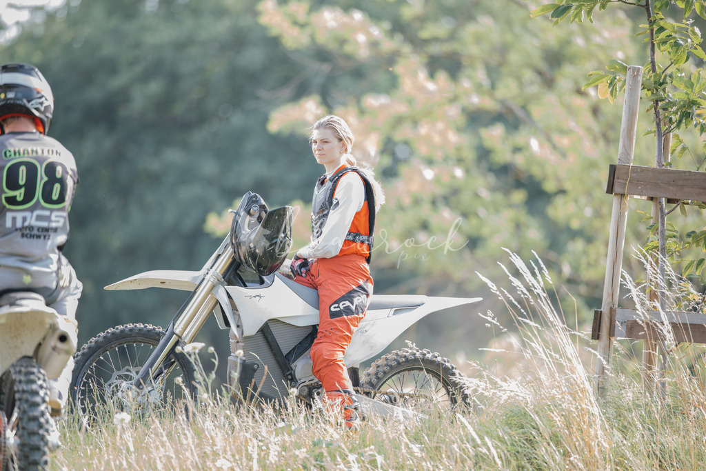 701A9444 | Sportbilder, Sportfotograf, Hochzeits- und Eventfotografin, Flugshows, Portraits und Tiershooting, Aviation, Downhill, Nationalleague, Swissleague, International