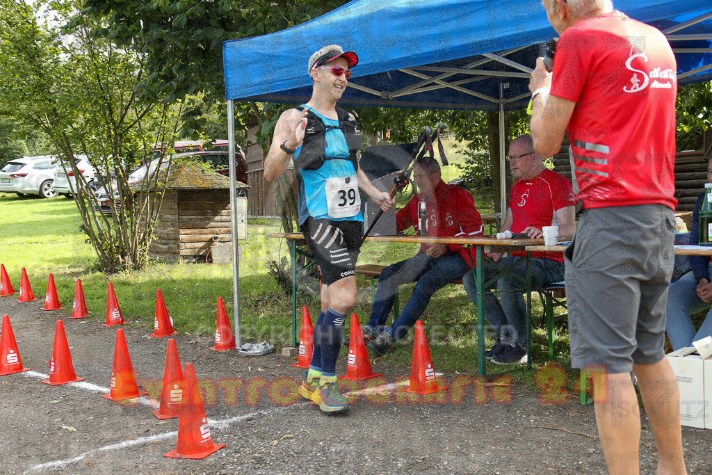 230826_1609_EX1_1524 | Sportfotografie im Rhein-Sieg Kreis, Köln, Bonn, NRW, Rheinland Pfalz, Hessen, etc. Unser Tätigkeitsfeld umfasst den Laufsport vom Volkslauf über den Marathon, Duathlon, Triathon bis zum Ultralauf wie Kölnpfad Ultra oder Schindertrail.