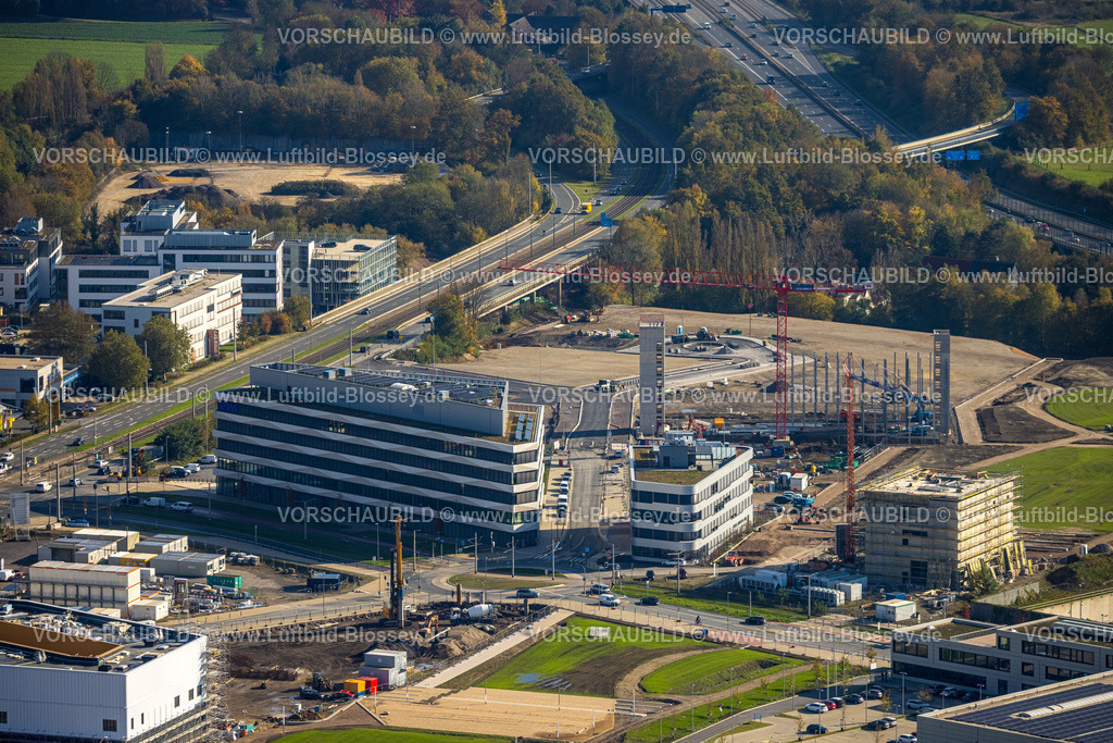 Bochum241016627 | Luftbild, Forschungszentrum ZESS der Ruhr-Universität Bochum und Zentrum für Theoretische und Integrative Neuro- und Kognitionswissenschaft (THINK), Großbaustelle Mark 51/7, Wissenschaftsquartier und Technologiequartier, O-Werk Campus, ehemaliges Opel Areal an der Autobahn A448, Wittener Straße und Autobahn, Altenbochum, Bochum, Ruhrgebiet, Nordrhein-Westfalen, Deutschland