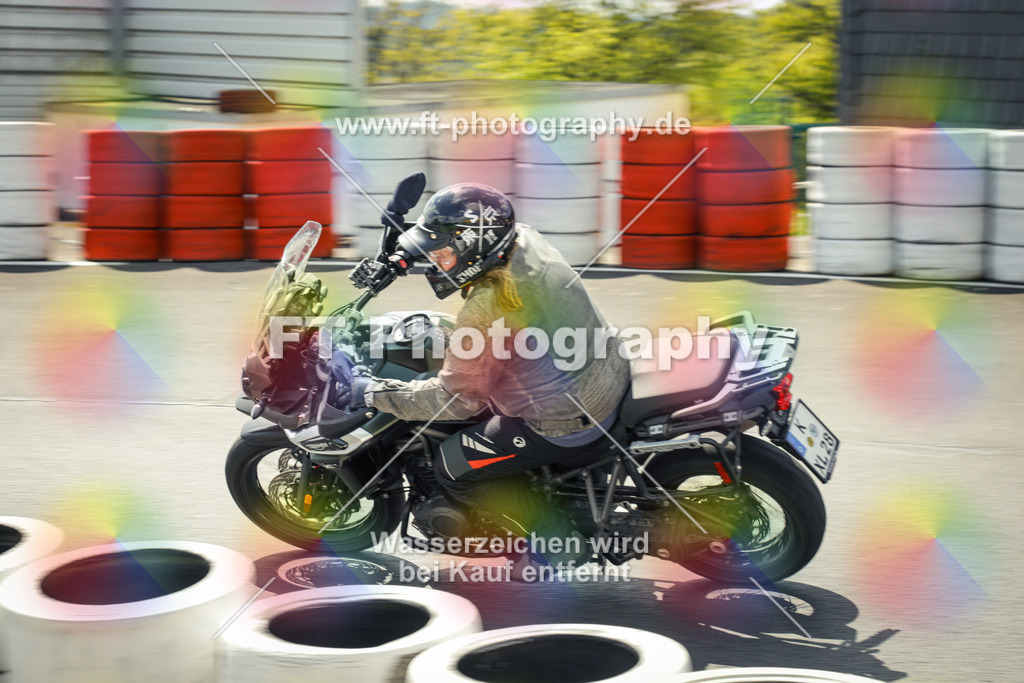 OBK_Mai_Justin_Uwe-11072 | Hier findet Ihr Bilder von Touristenfahrten auf der Nürburgring Nordschleife oder von anderen Veranstaltungen die ich besucht habe. Viel Spass beim Durch Schauen 