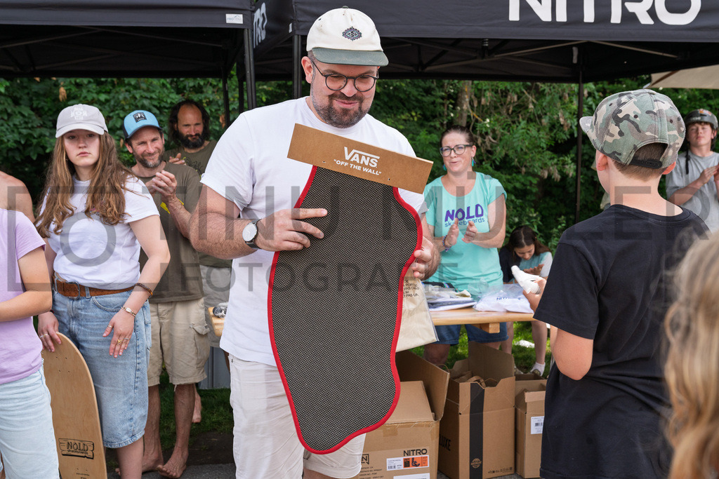 A7V06118 | Tinu Müller Fotografie- Bildershop - Realisiert mit Pictrs.com